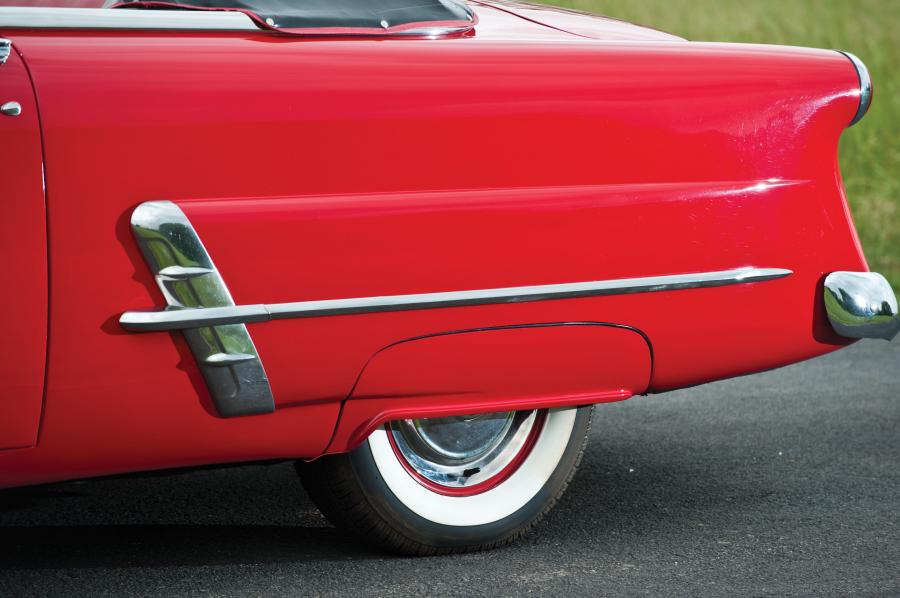  Ford Crestline Sunliner Convertible 1953 года  (фото 18 из 29)